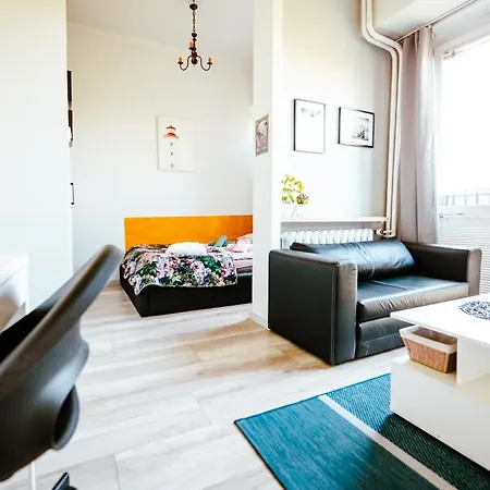 דירה 6th Floor Modern With French Balcony And Views *