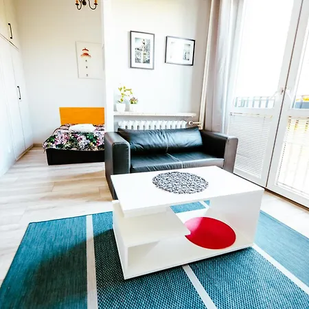 Centrum Grzybowska Exclusive High Ceilings View By Polandbnb
