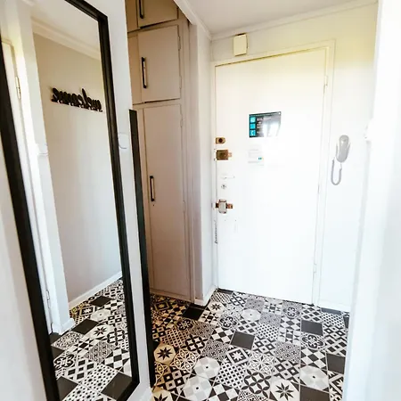 Exclusive High Ceilings View By Polandbnb