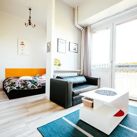 Centrum Grzybowska Exclusive High Ceilings View By Polandbnb Apartment *
