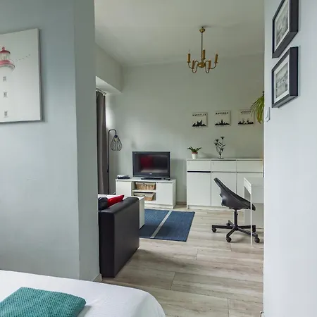 Centrum Grzybowska Exclusive High Ceilings View By Polandbnb *